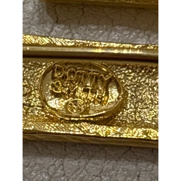 Vintage Dottie Smith Gold-Tone Buckle With Greek Key Design - Picture 7 of 9